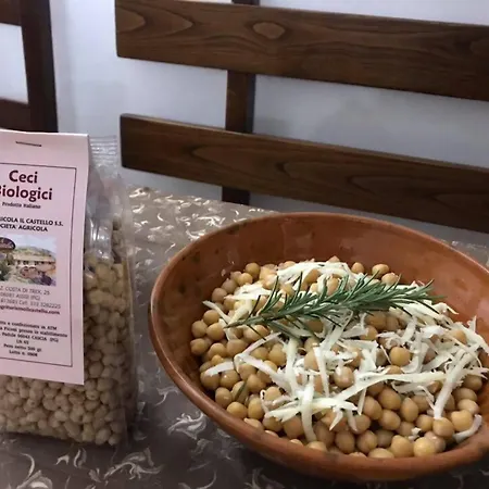 Il Castello ファームステイ アッシジ